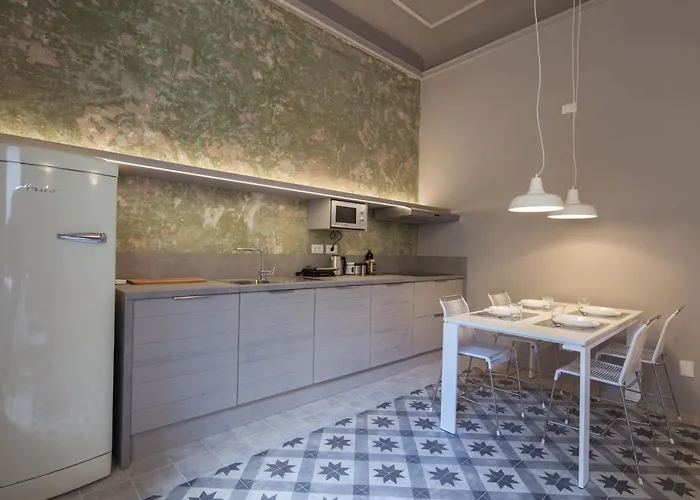 Casa222 - Stylish Old Town - 5' Station To Cinque Terre